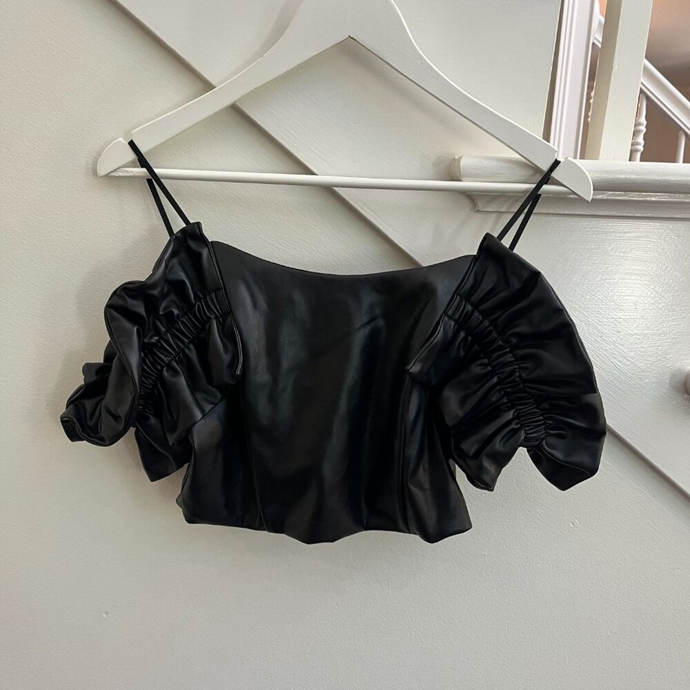 DO+BE Off the Shoulder Crop Top - NWT